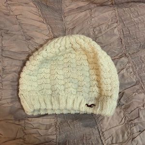 Hollister Cream Winter Beanie
